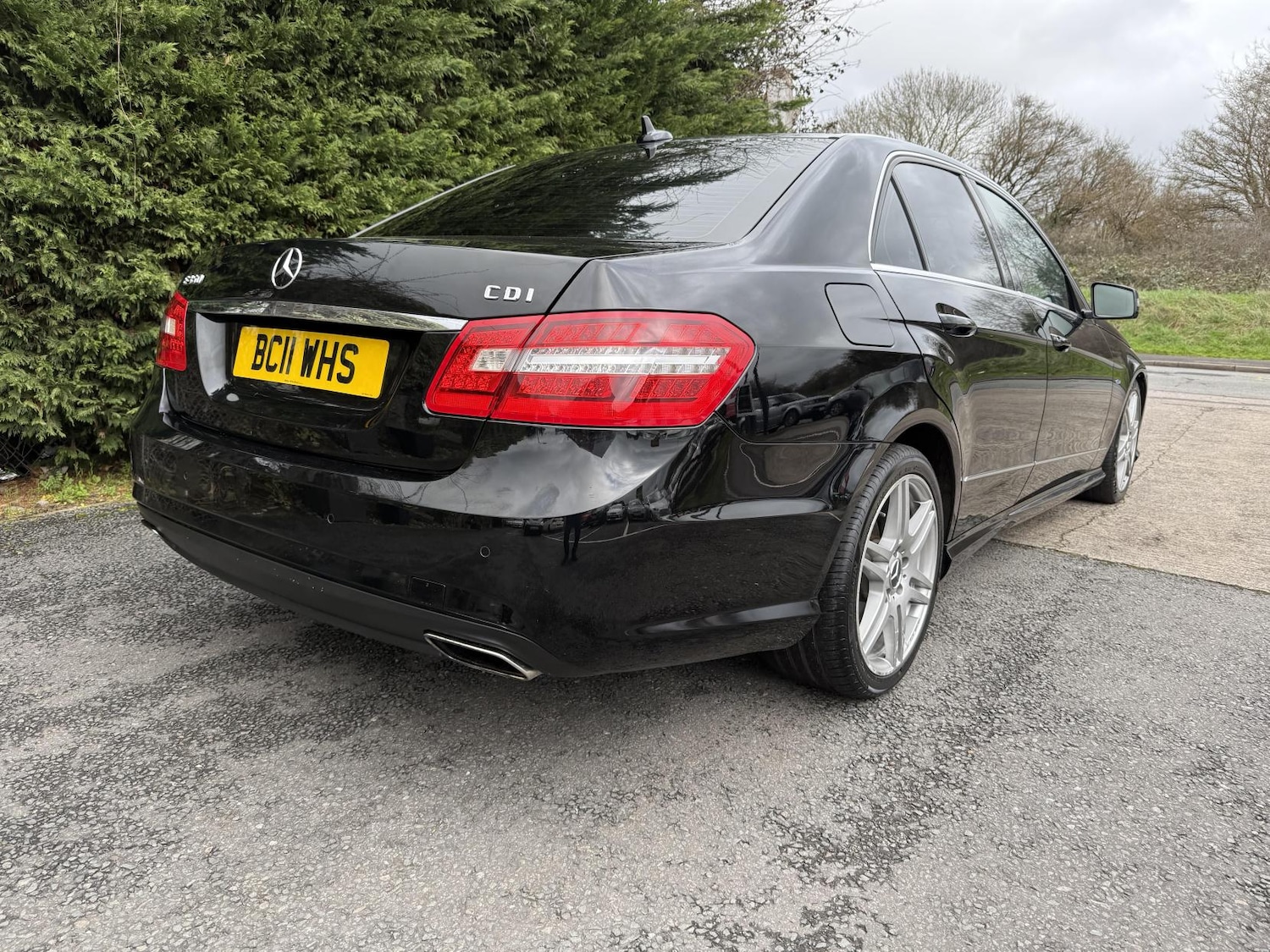 Used Mercedes-Benz E Class 2011 for sale - 77725415: Photo 8