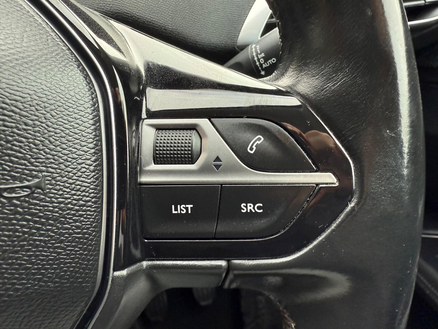 Used Peugeot 3008 2017 for sale - 77510902: Photo 17