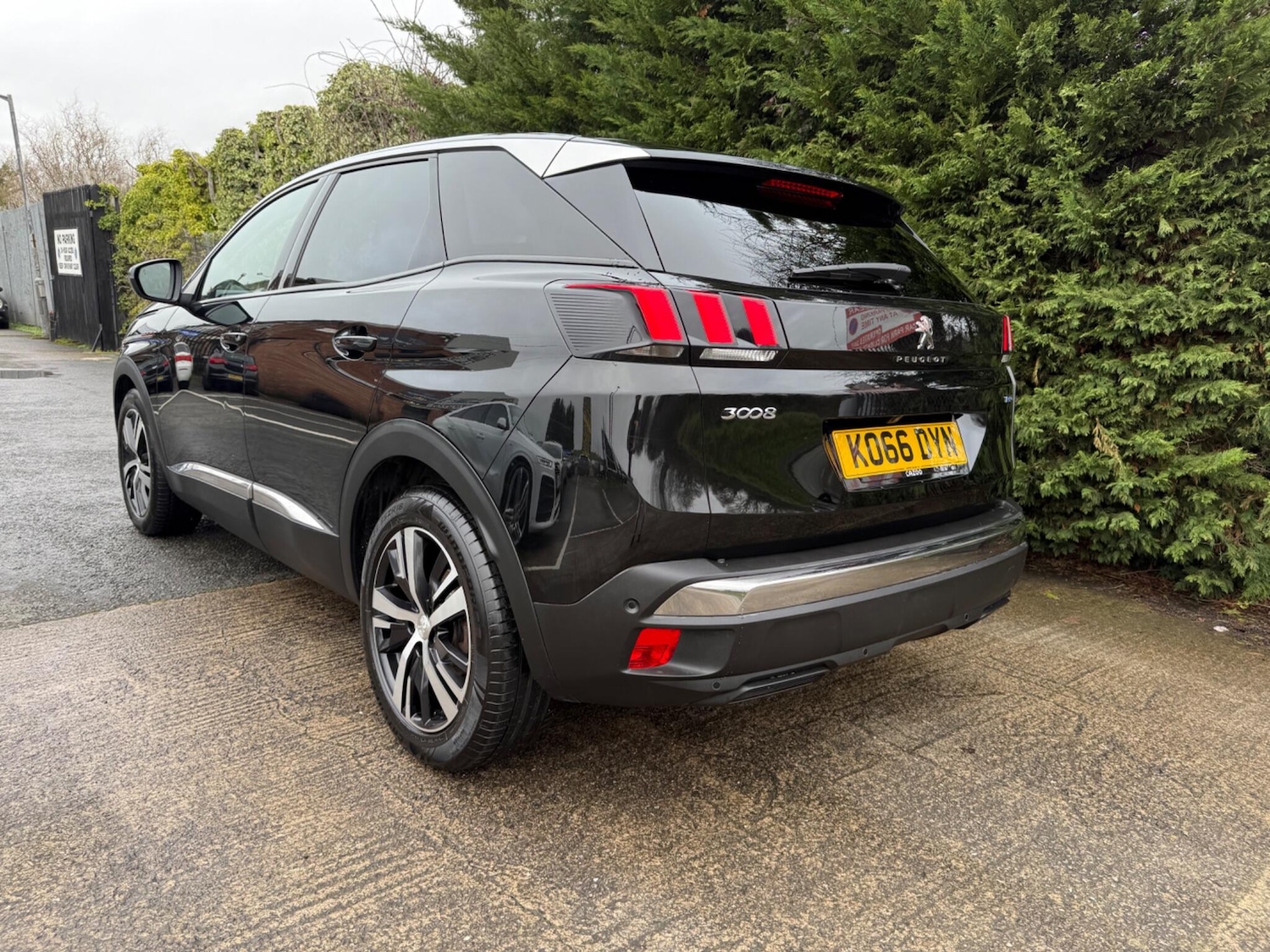 Used Peugeot 3008 2017 for sale - 77510902: Photo 4