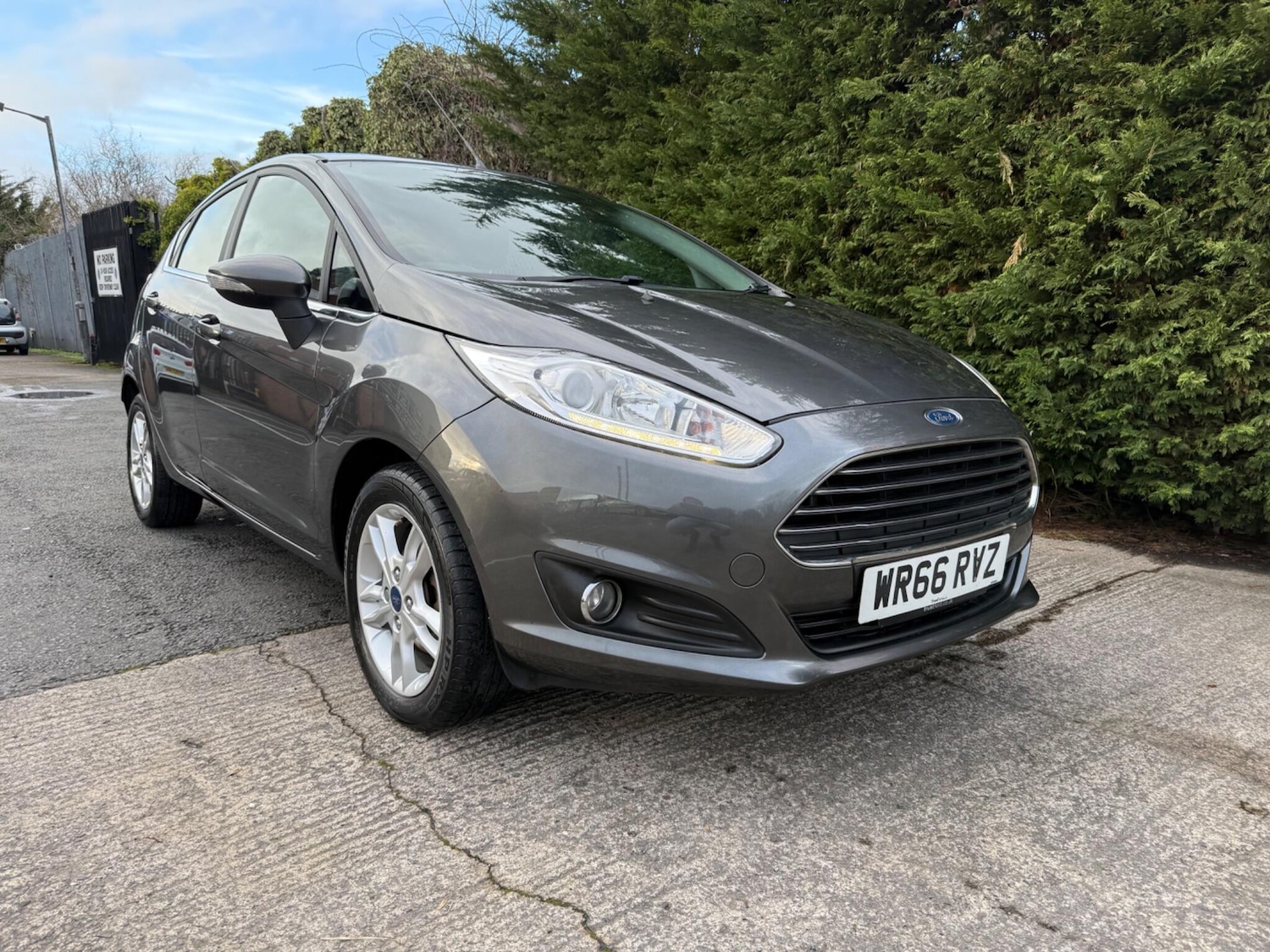 Used Ford Fiesta 2016 for sale - 77358554: Photo 2