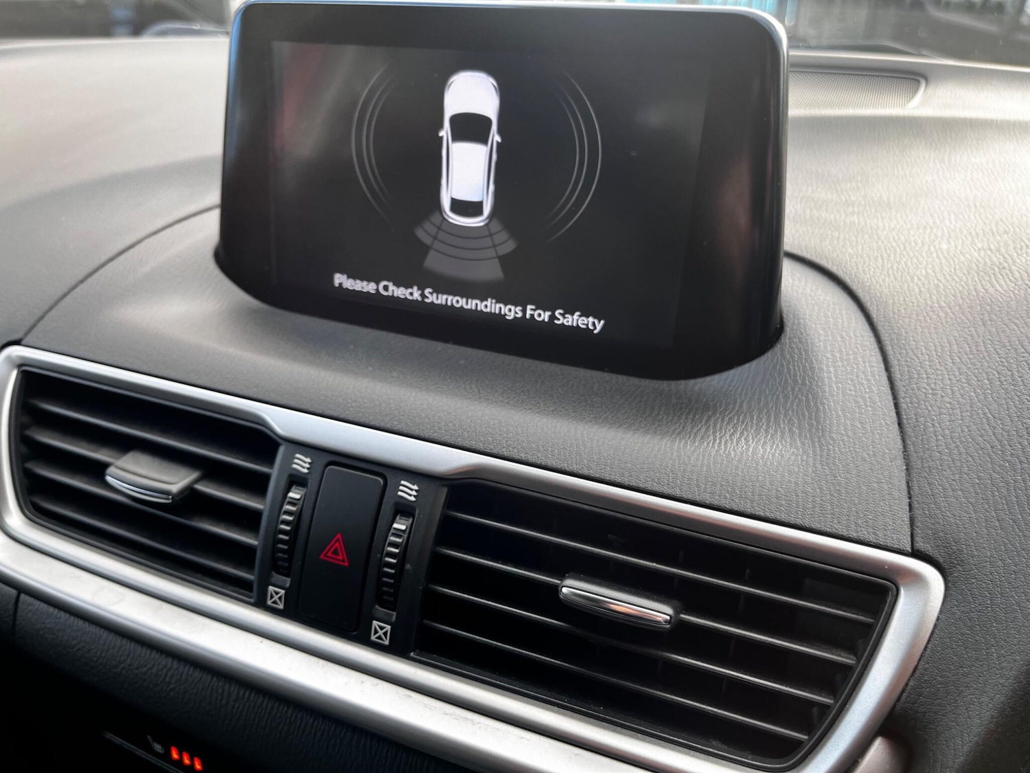 Used Mazda Mazda3 2017 for sale - 76398889: Photo 21