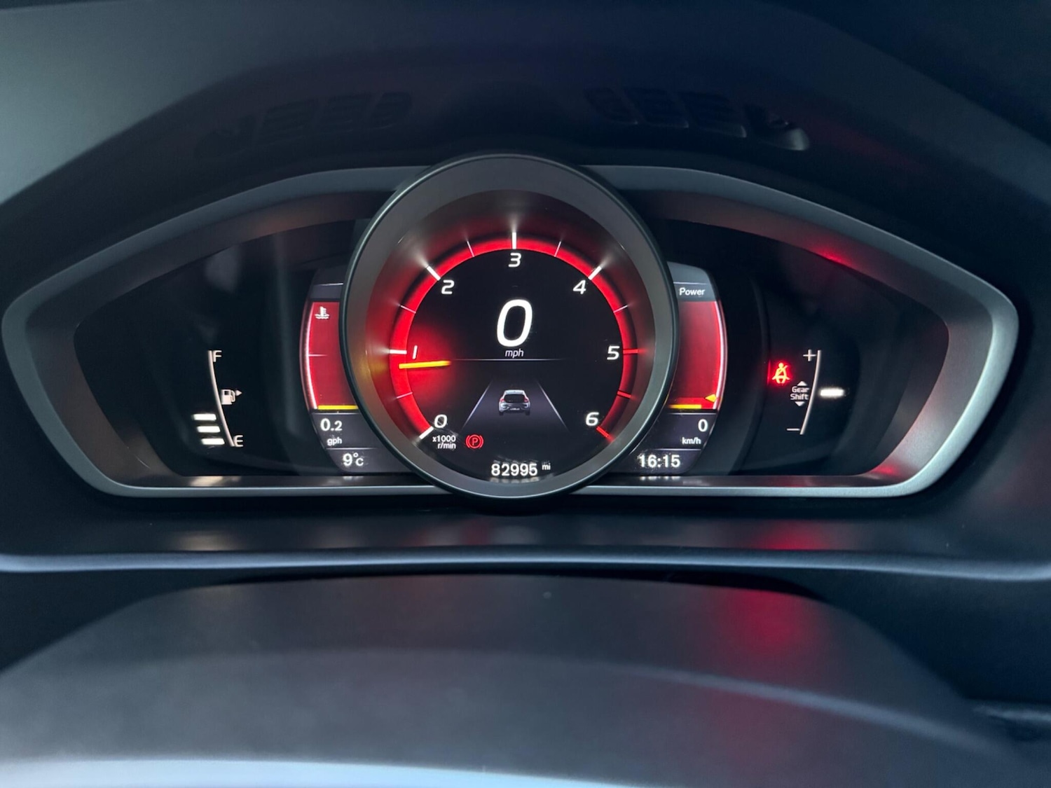 Used Volvo V40 2015 for sale - 76671667: Photo 28