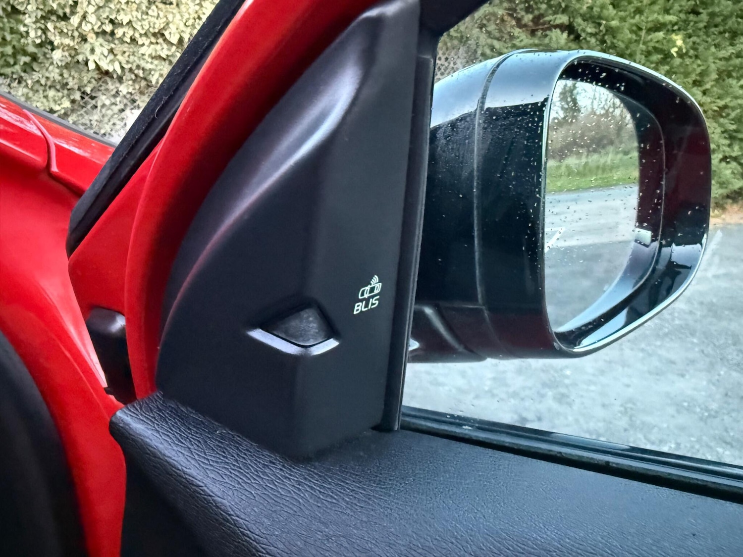 Used Volvo V40 2015 for sale - 76671667: Photo 30