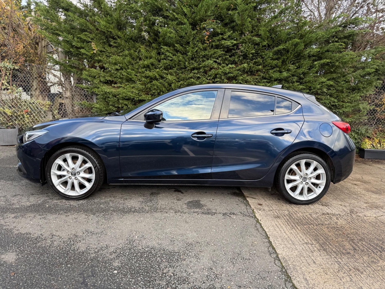 Used Mazda Mazda3 2015 for sale - 76850441: Photo 10