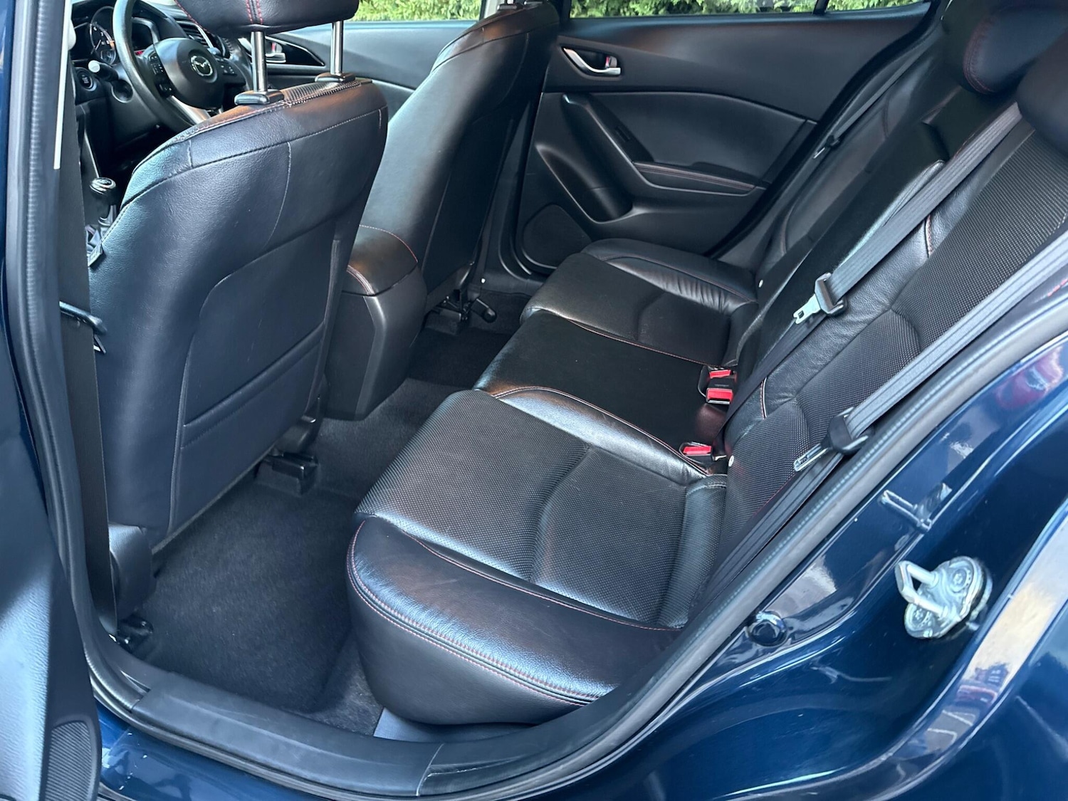 Used Mazda Mazda3 2015 for sale - 76850441: Photo 17