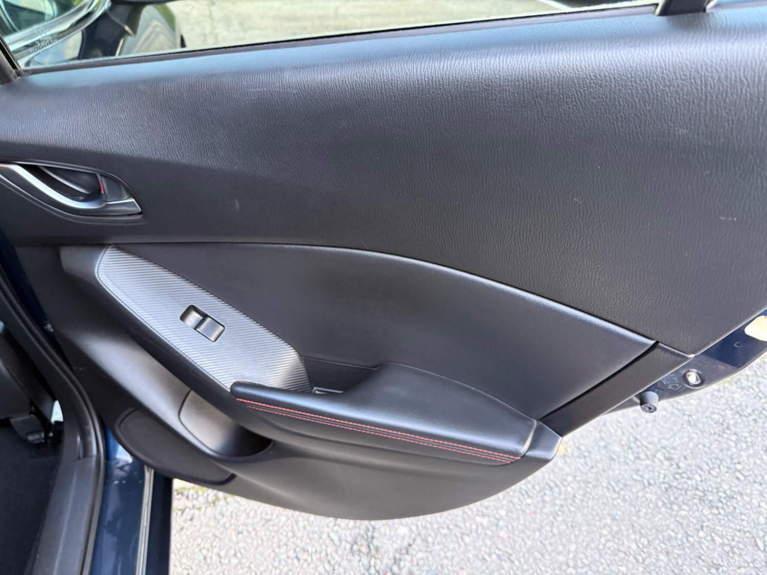 Used Mazda Mazda3 2015 for sale - 76850441: Photo 27