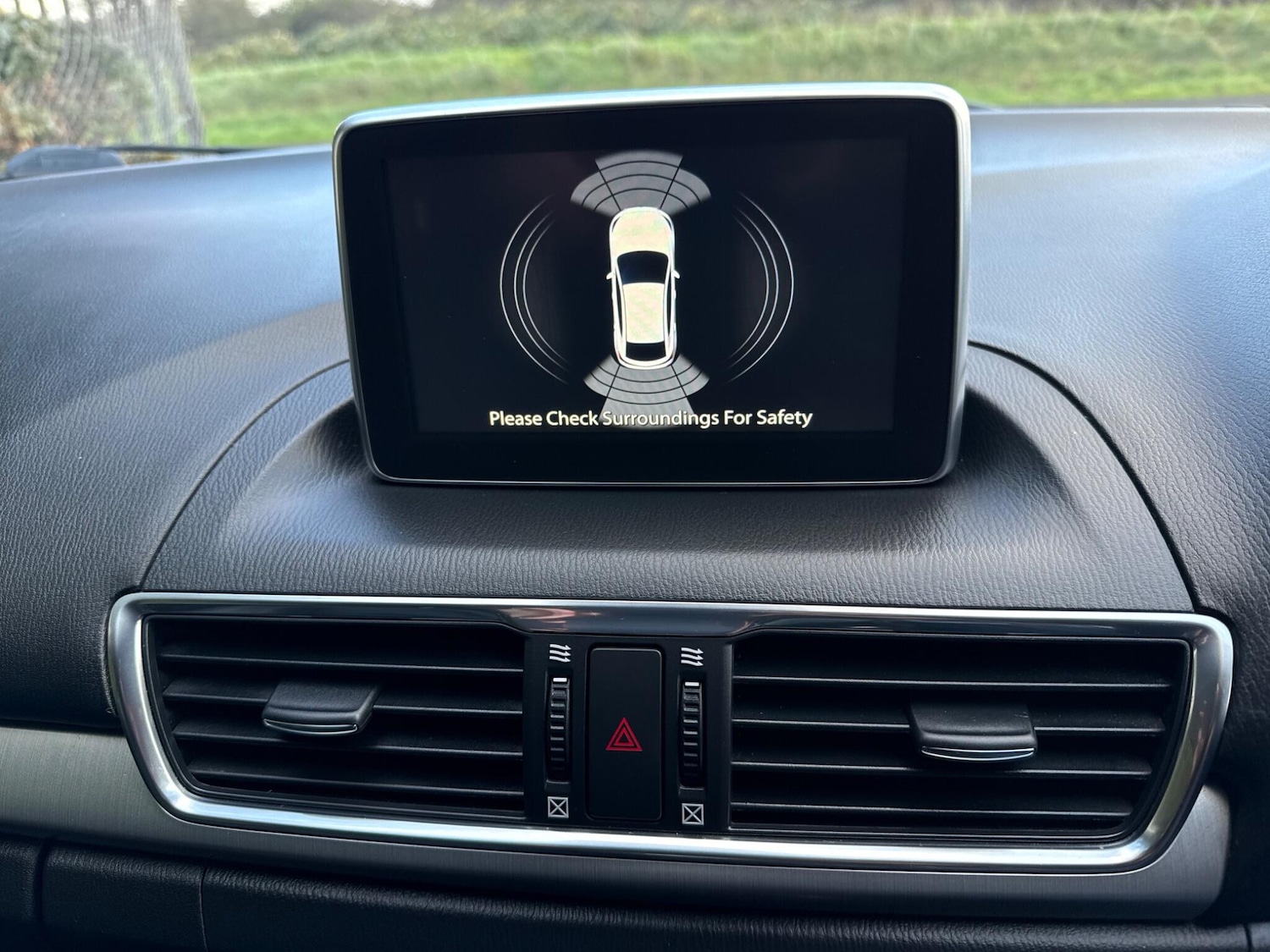 Used Mazda Mazda3 2015 for sale - 76850441: Photo 32