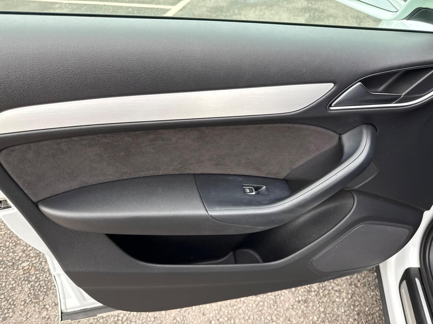 Used Audi Q3 2015 for sale - 77590426: Photo 28