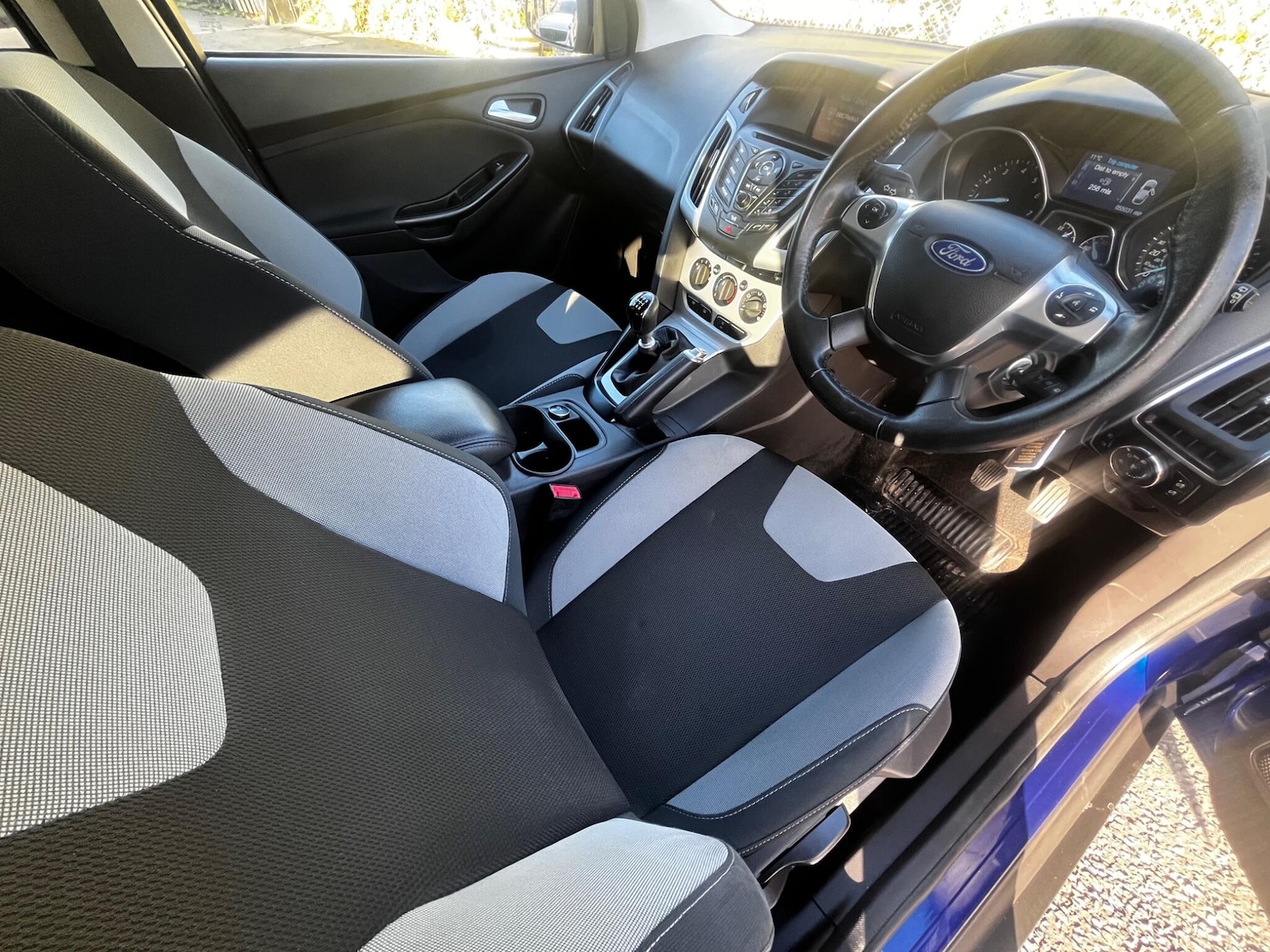 Used Ford Focus 2014 for sale - 76645184: Photo 10