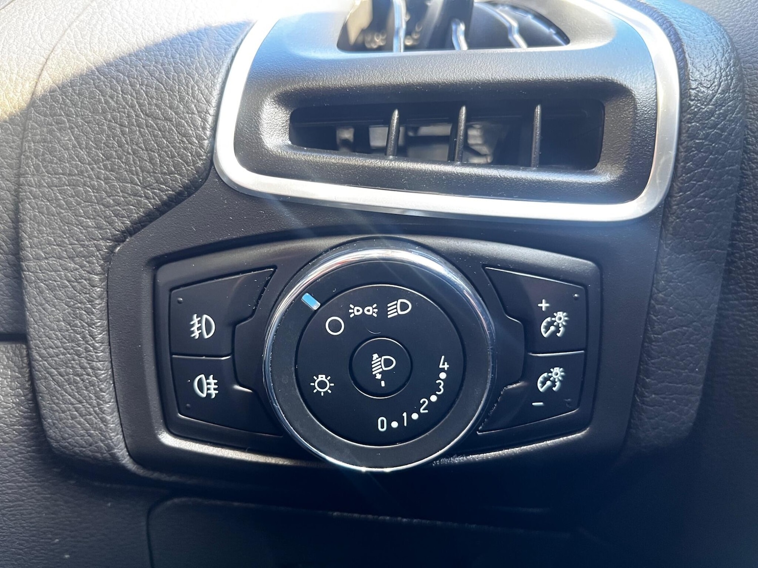 Used Ford Focus 2014 for sale - 76645184: Photo 17