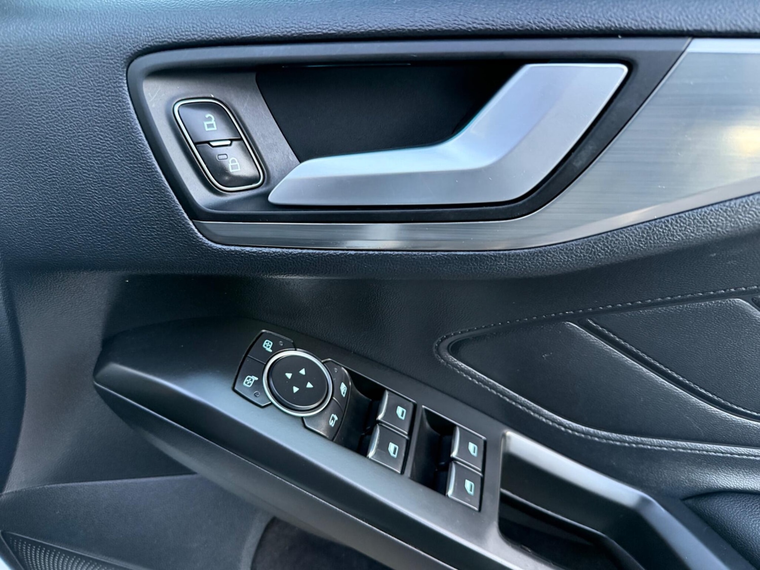 Used Ford Focus 2019 for sale - 76671392: Photo 18