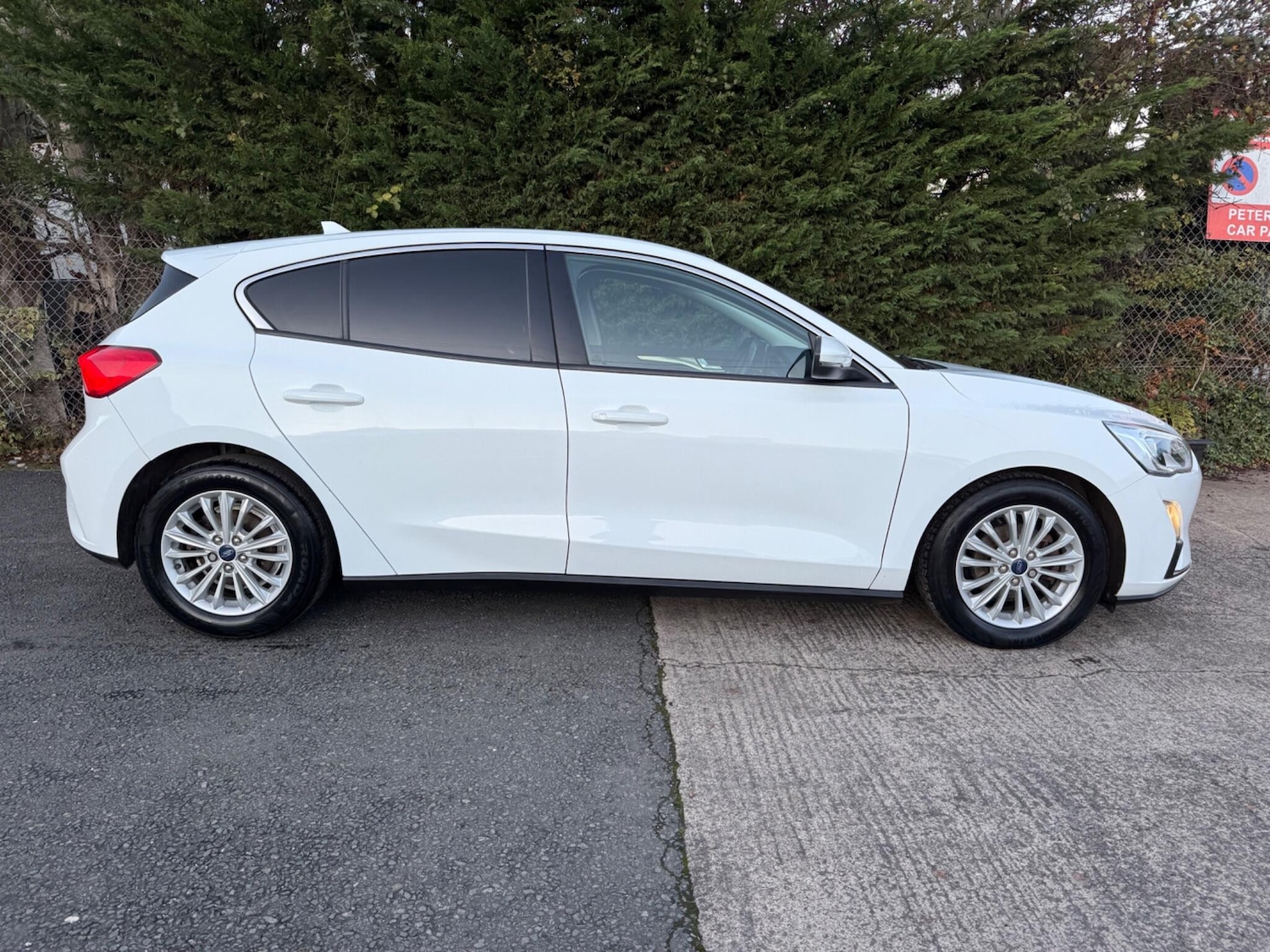 Used Ford Focus 2019 for sale - 76671392: Photo 8