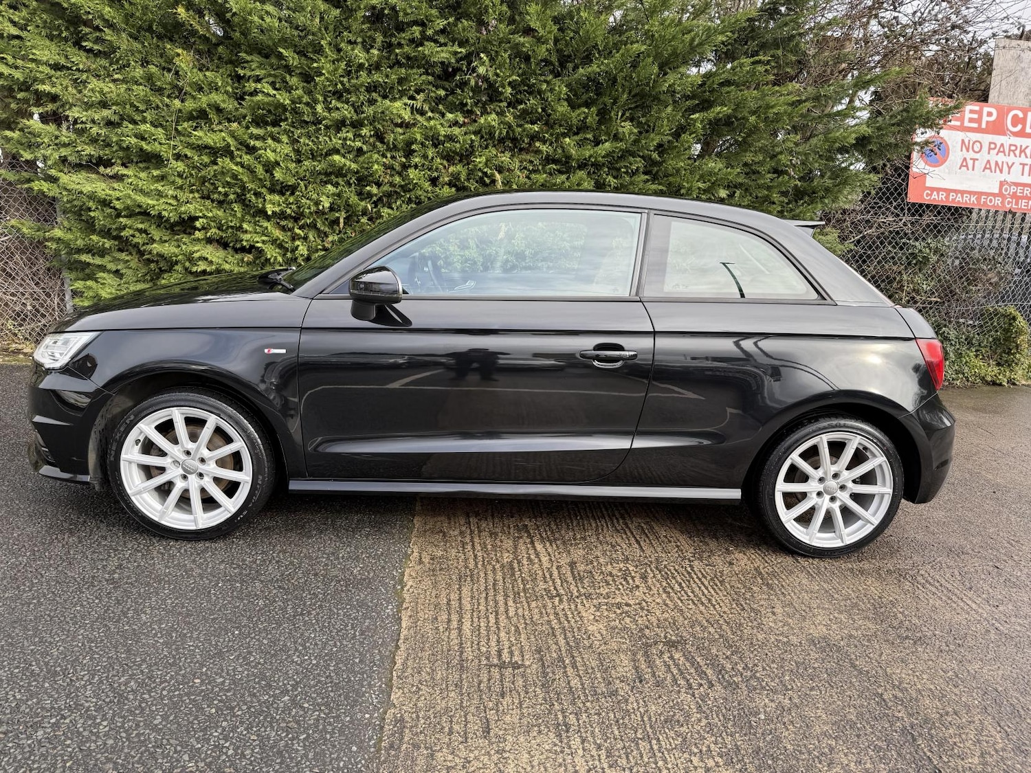 Used Audi A1 2016 for sale - 77640942: Photo 5