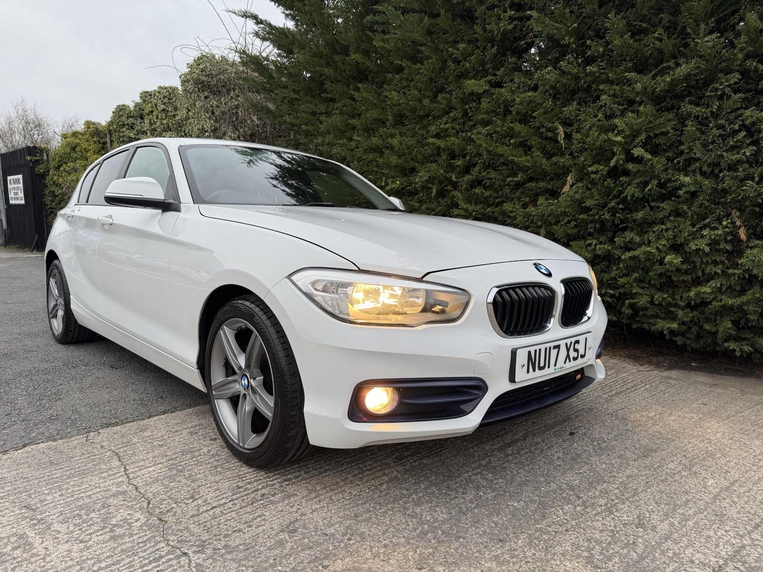 Used BMW 1 Series 2017 for sale - 77590435: Photo 2