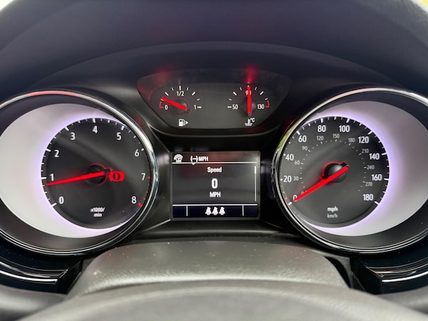 Used Vauxhall Astra 2018 for sale - 76260195: Photo 17