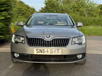 Used Skoda Superb 2014 for sale - 74822655: Photo