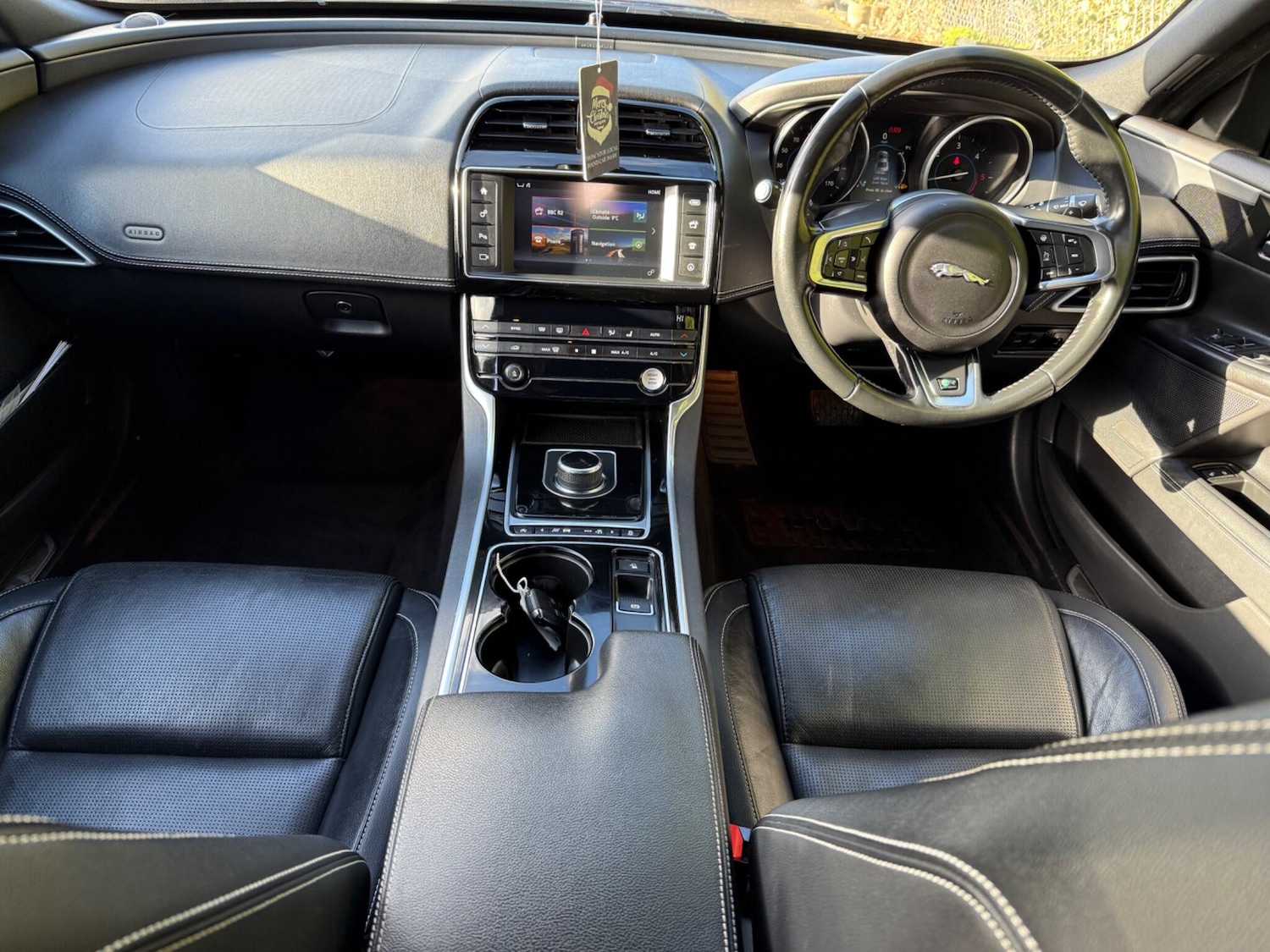 Used Jaguar XE for sale - 77237968: Photo 10