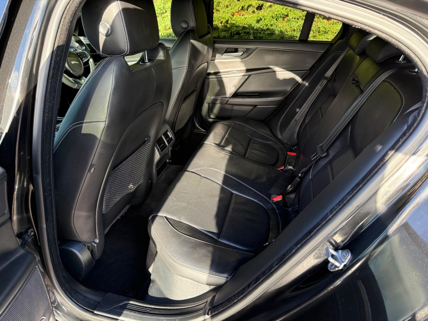 Used Jaguar XE for sale - 77237968: Photo 12