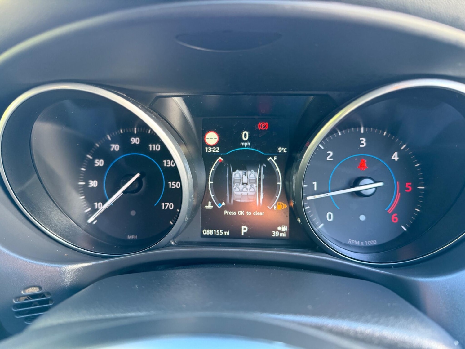 Used Jaguar XE for sale - 77237968: Photo 32