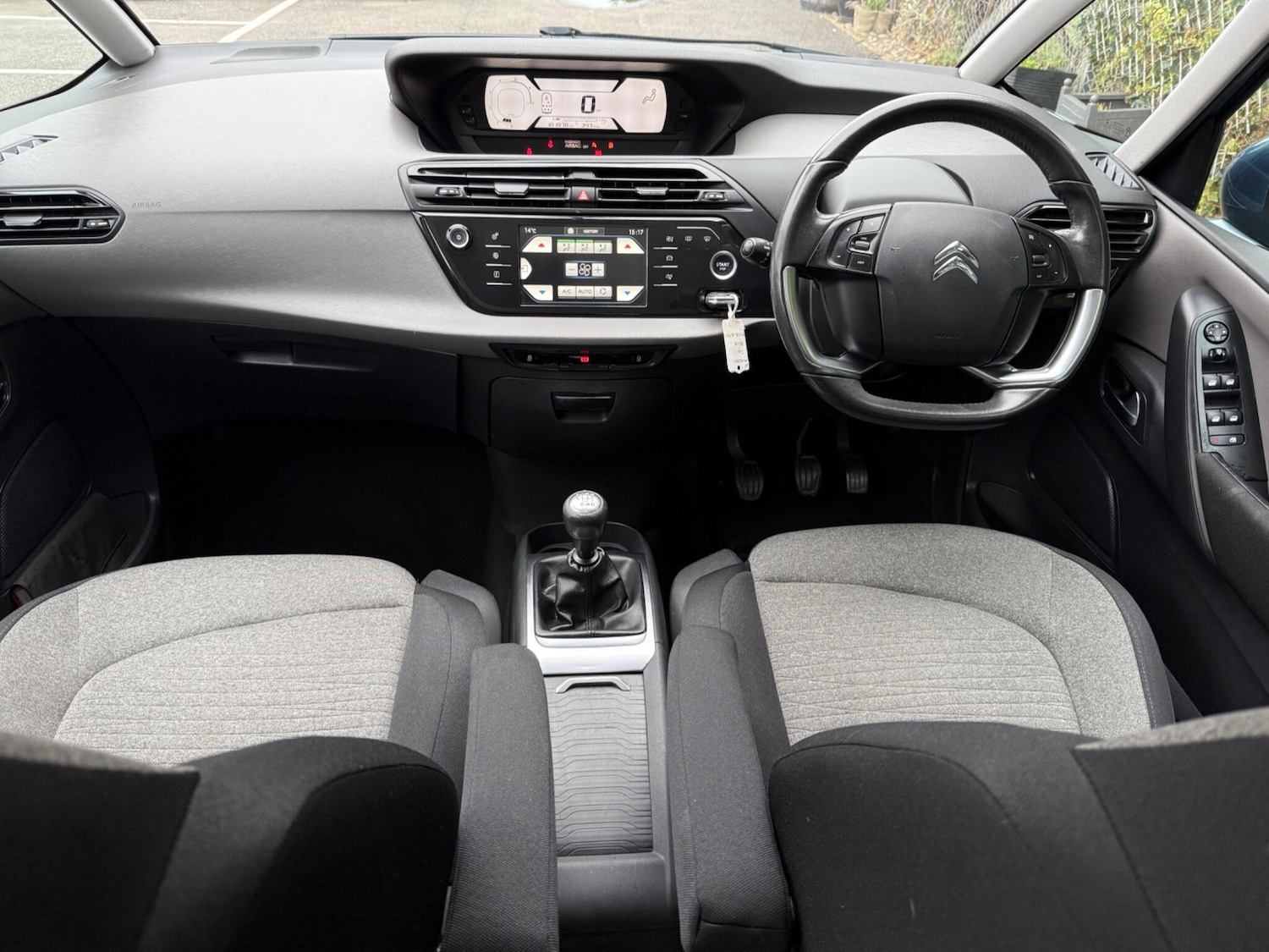 Used Citroen C4 Grand Picasso 2016 for sale - 76377457: Photo 21