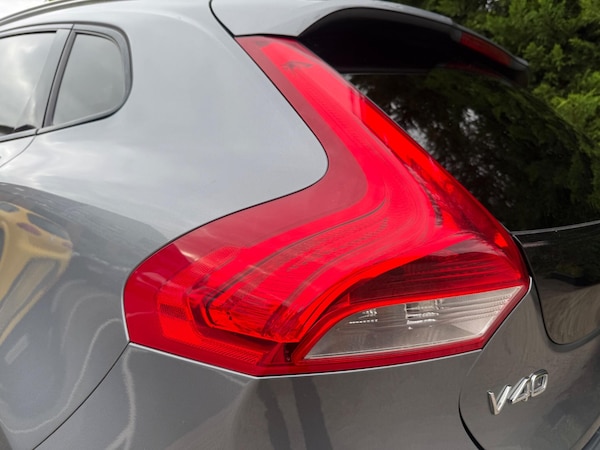 Used Volvo V40 Cross Country 2015 for sale - 76238696: Photo 27