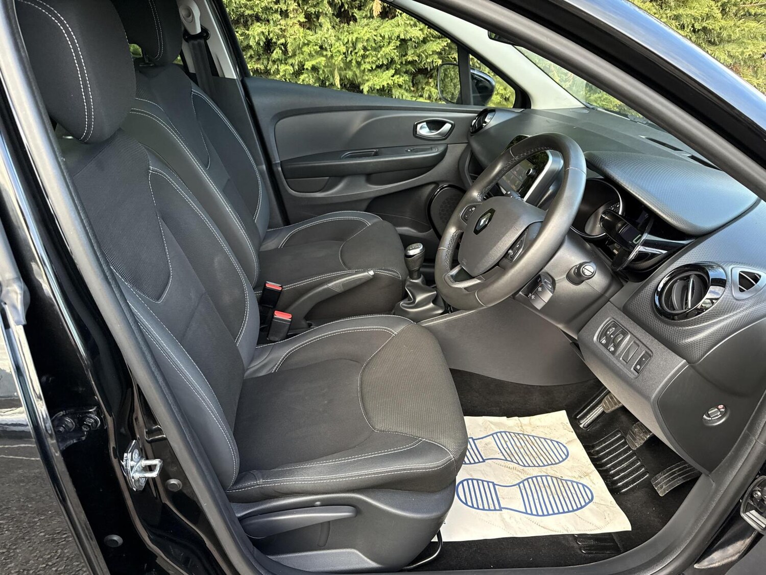 Used Renault Clio 2018 for sale - 78060572: Photo 10