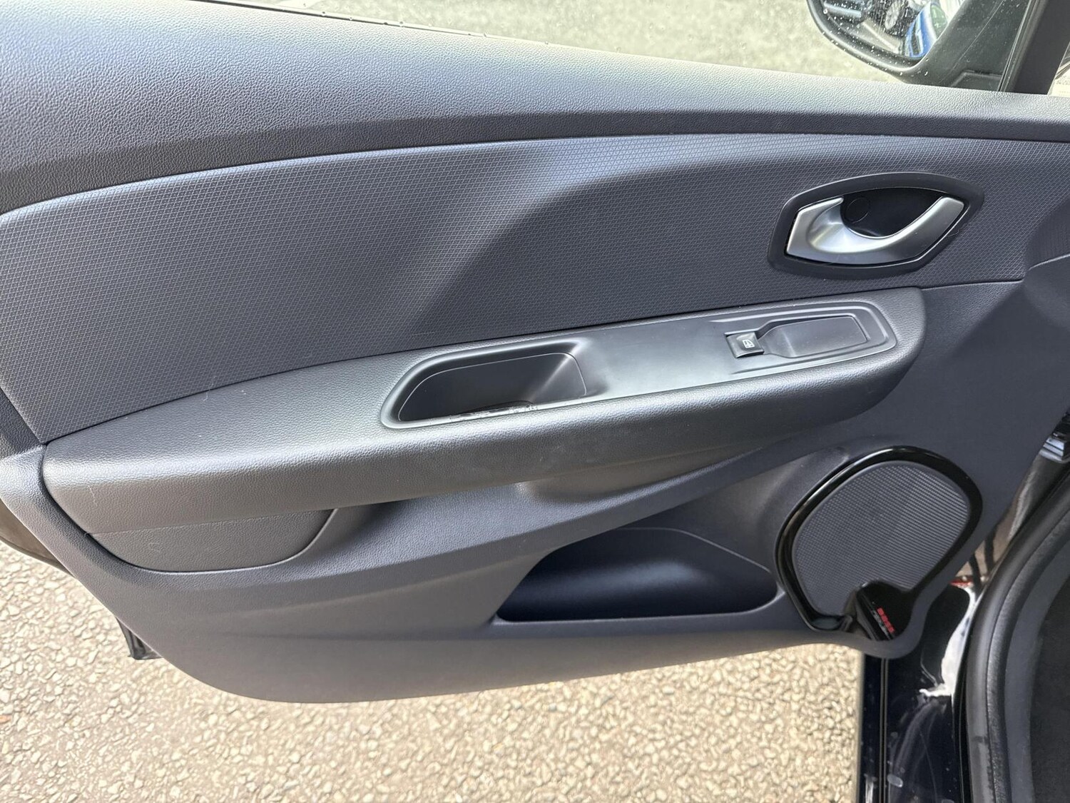 Used Renault Clio 2018 for sale - 78060572: Photo 26