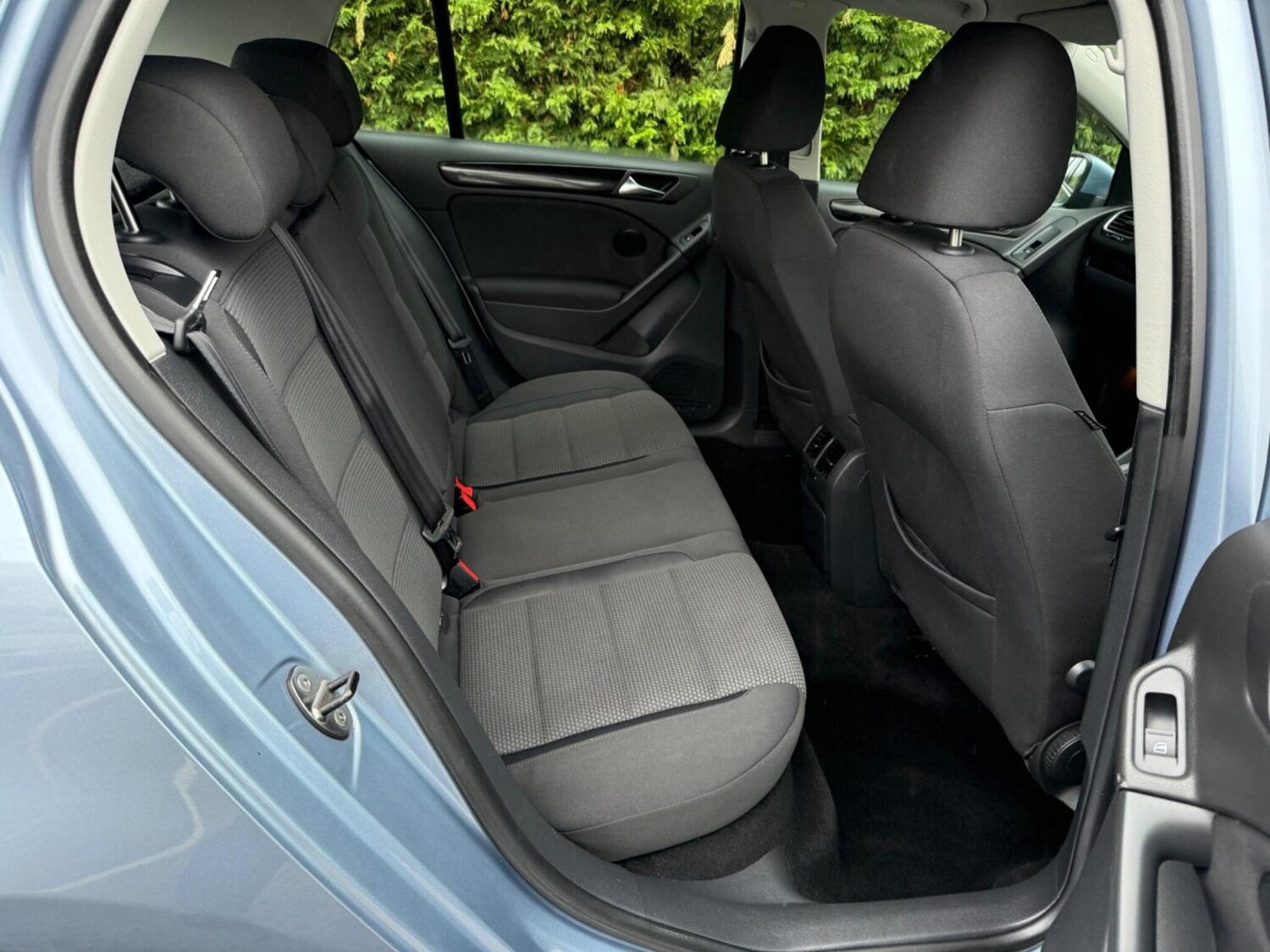 Used Volkswagen Golf 2010 for sale - 77590404: Photo 14