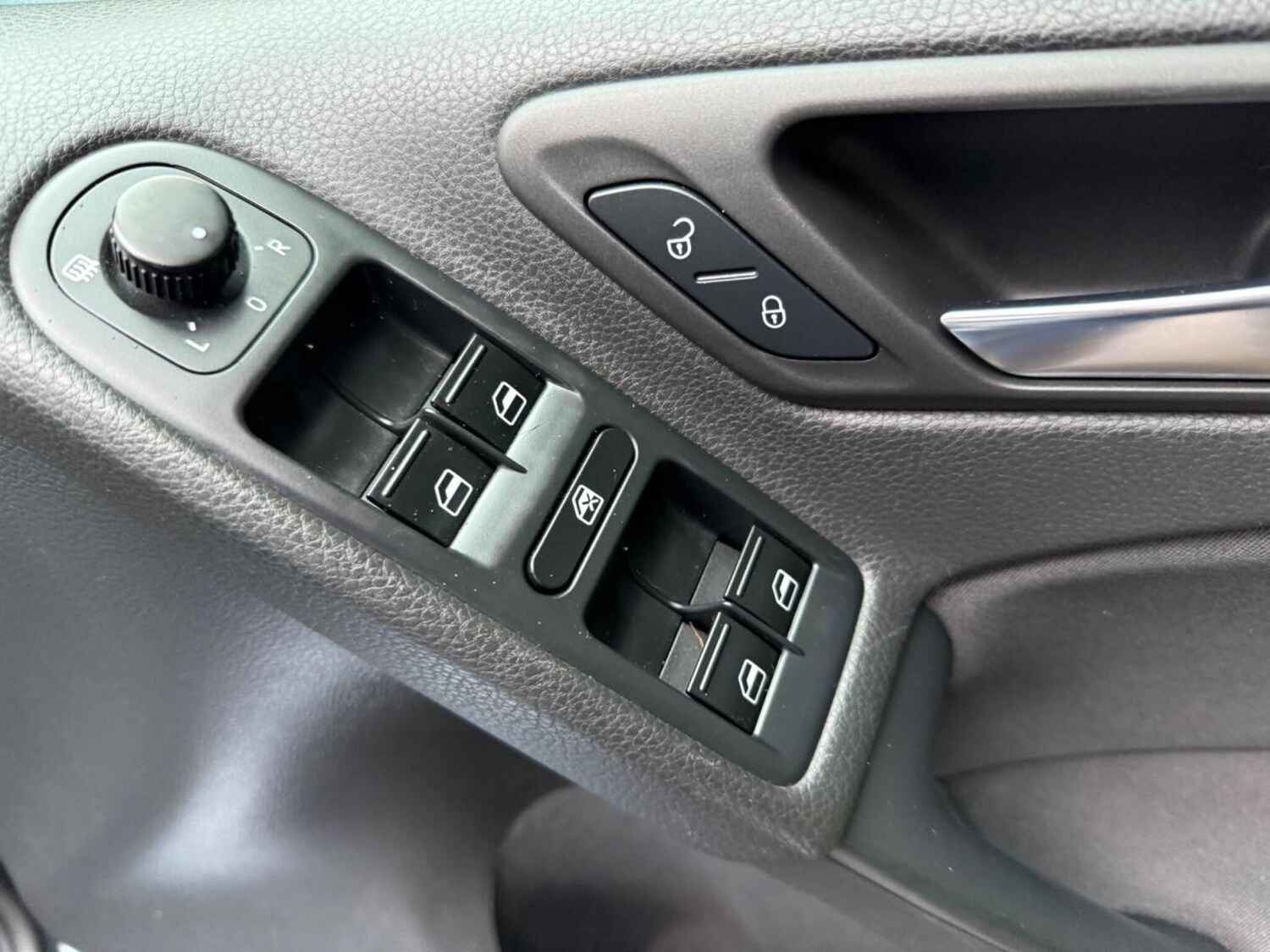 Used Volkswagen Golf 2010 for sale - 77590404: Photo 15