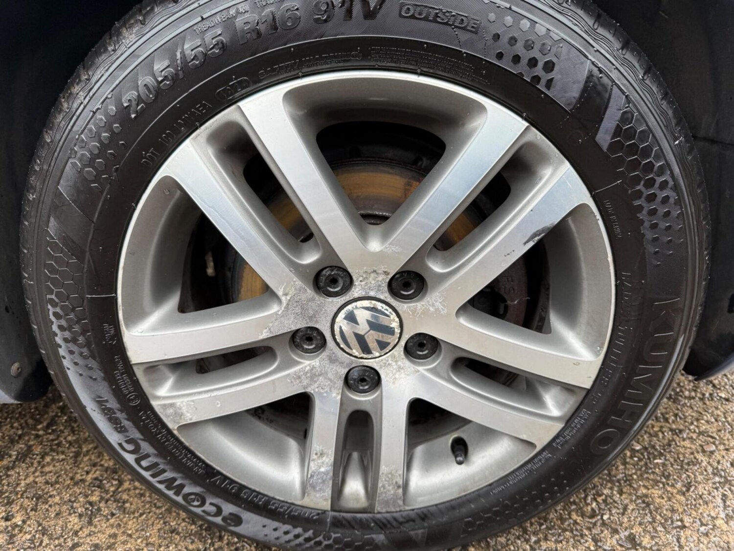 Used Volkswagen Golf 2010 for sale - 77590404: Photo 24