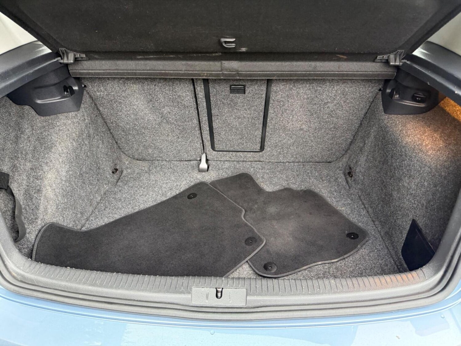 Used Volkswagen Golf 2010 for sale - 77590404: Photo 27