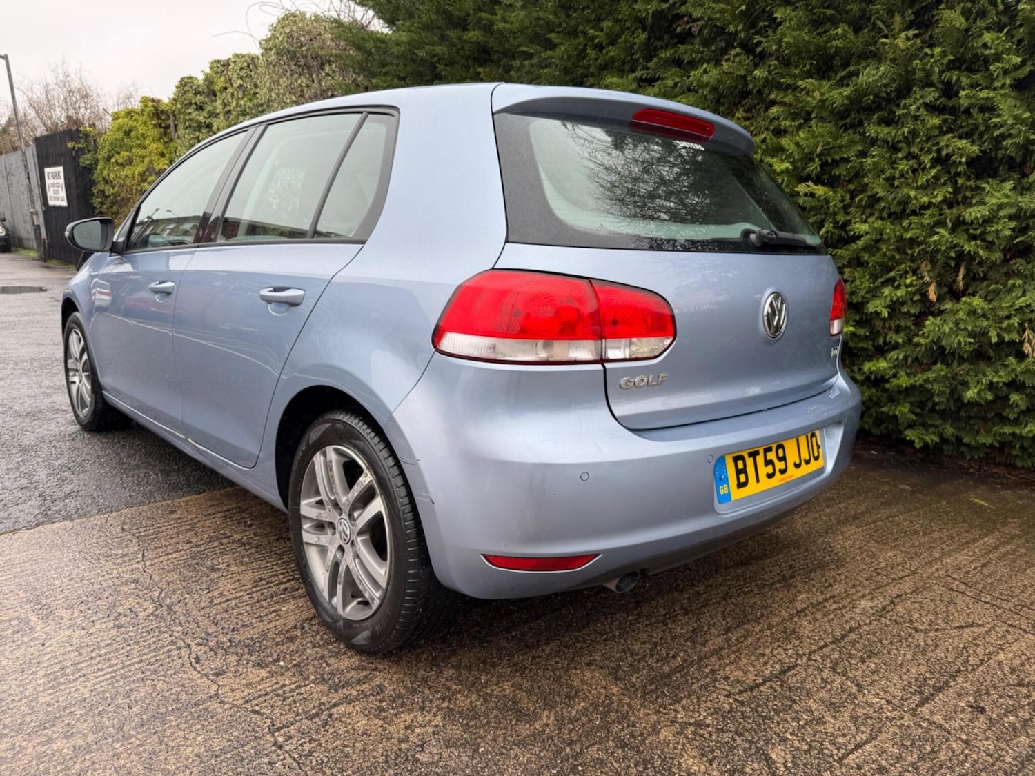Used Volkswagen Golf 2010 for sale - 77590404: Photo 4