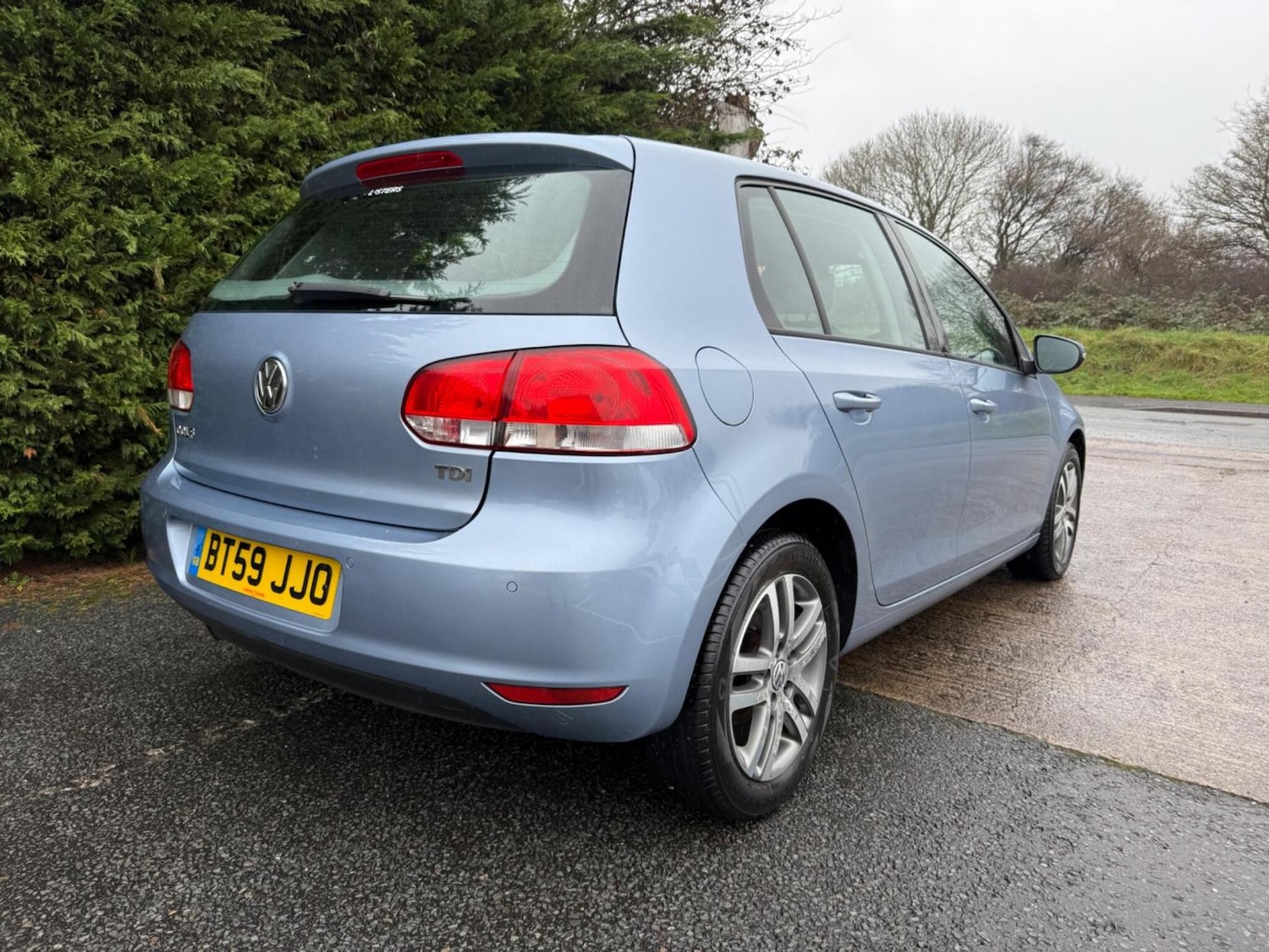 Used Volkswagen Golf 2010 for sale - 77590404: Photo 9