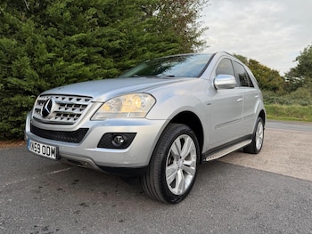 Used Mercedes-Benz M Class 2009 for sale - 79137170: Photo