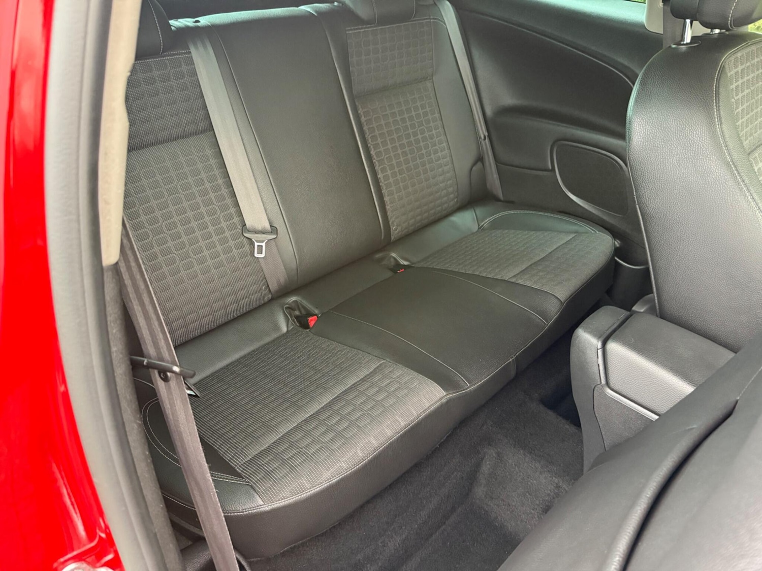 Used Vauxhall Astra GTC 2016 for sale - 76786854: Photo 14