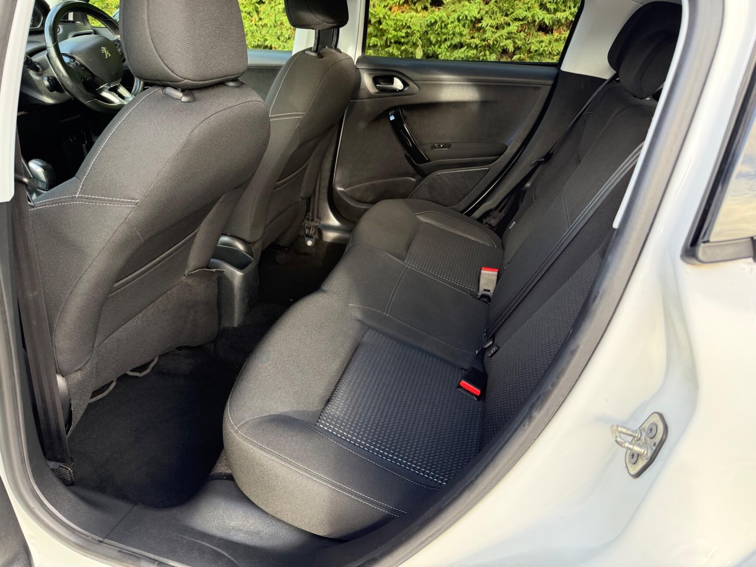 Used Peugeot 208 2018 for sale - 76850393: Photo 12