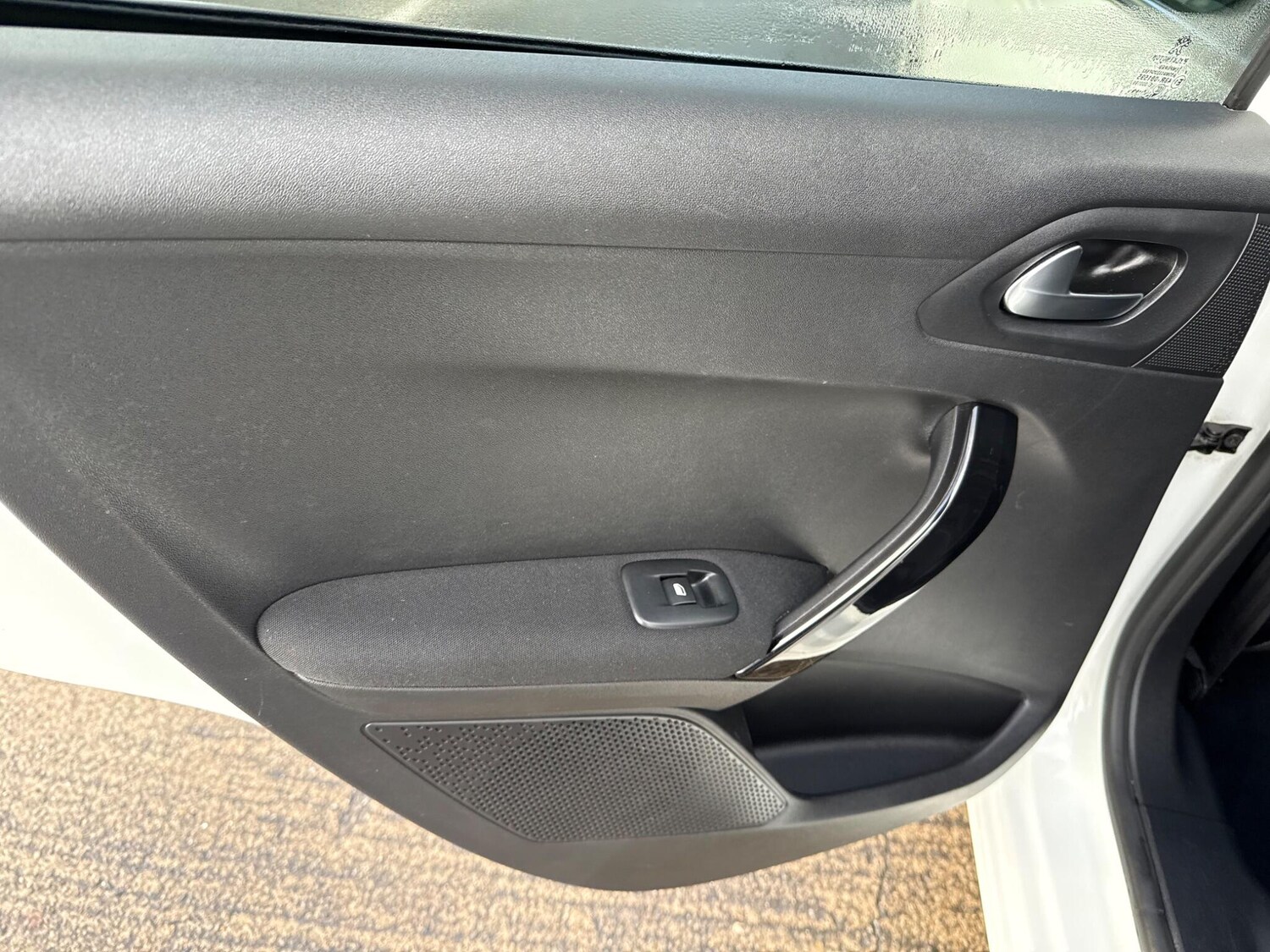 Used Peugeot 208 2018 for sale - 76850393: Photo 14