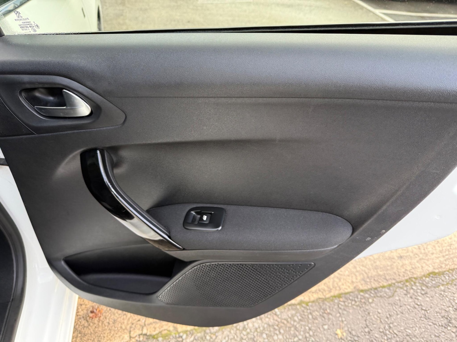 Used Peugeot 208 2018 for sale - 76850393: Photo 17