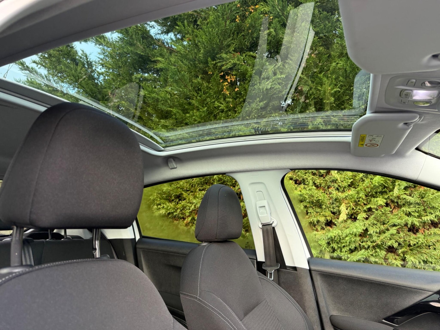 Used Peugeot 208 2018 for sale - 76850393: Photo 30