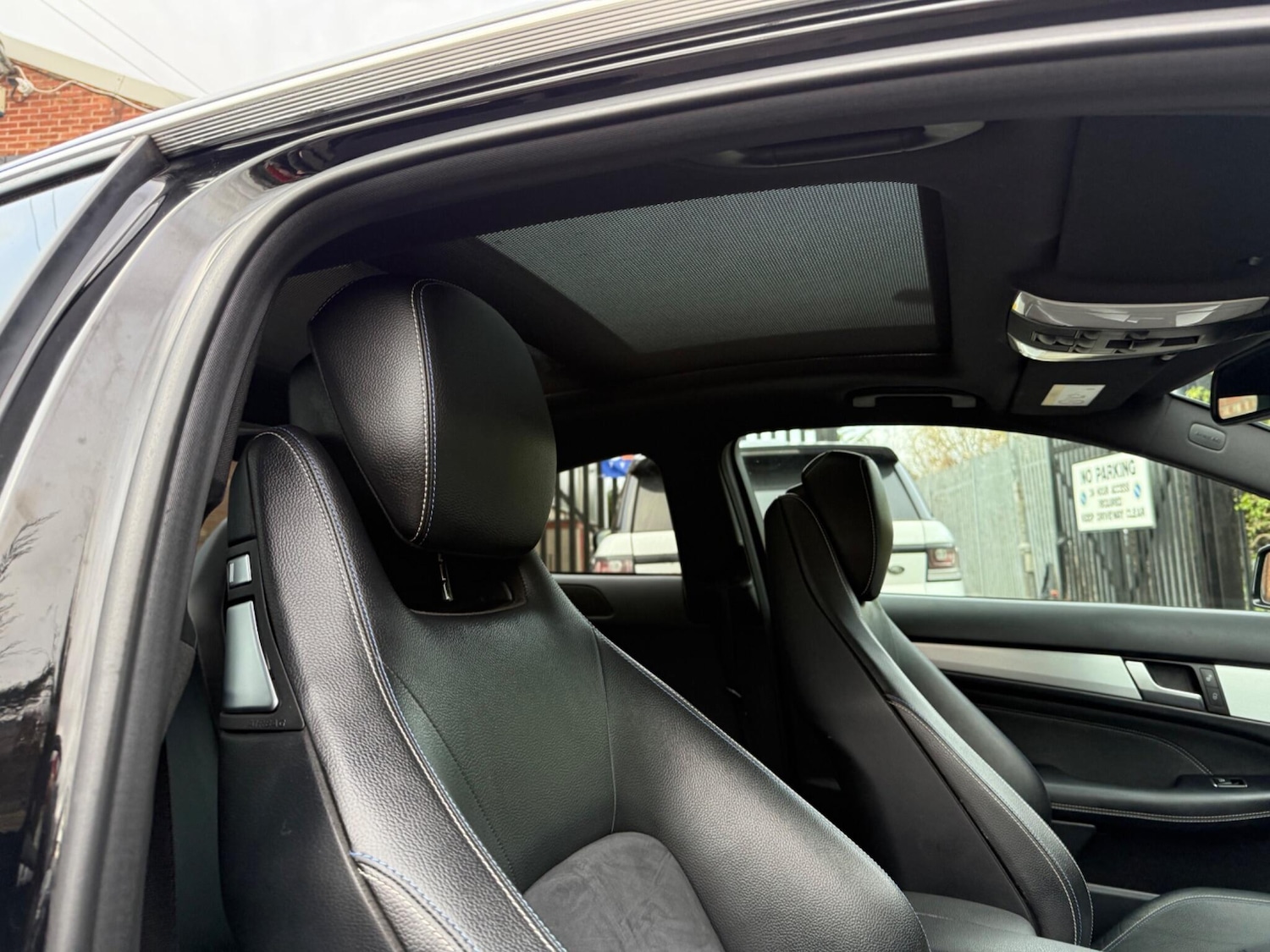 Used Mercedes-Benz C Class 2014 for sale - 76952233: Photo 13