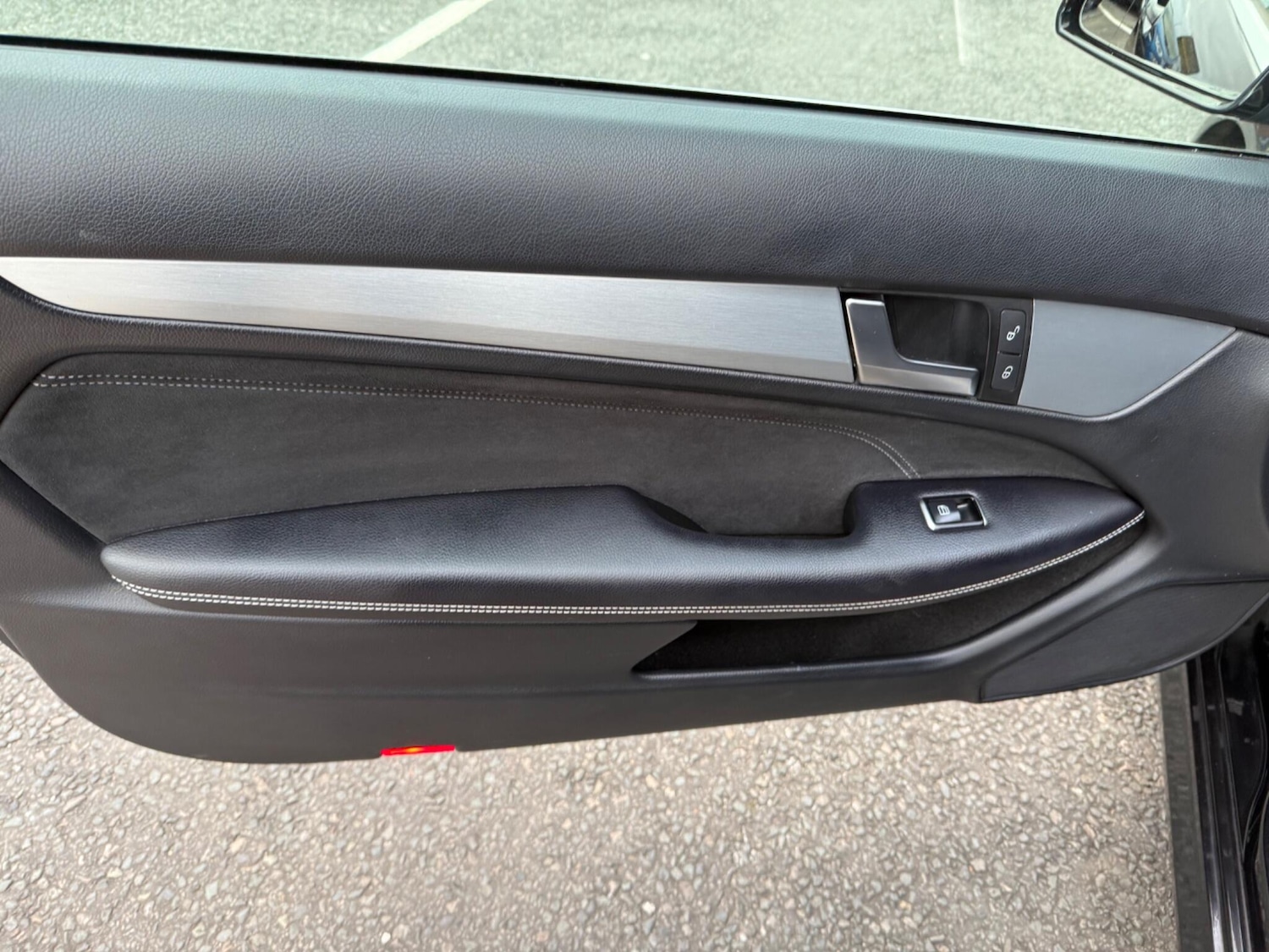 Used Mercedes-Benz C Class 2014 for sale - 76952233: Photo 24