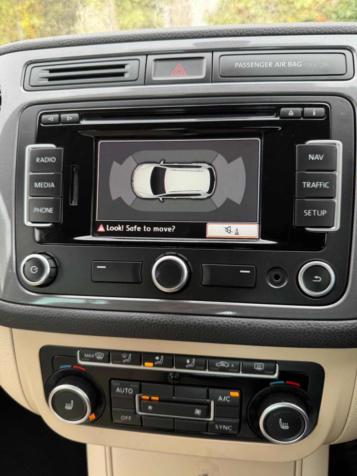 Used Volkswagen Tiguan 2014 for sale - 77590418: Photo 33