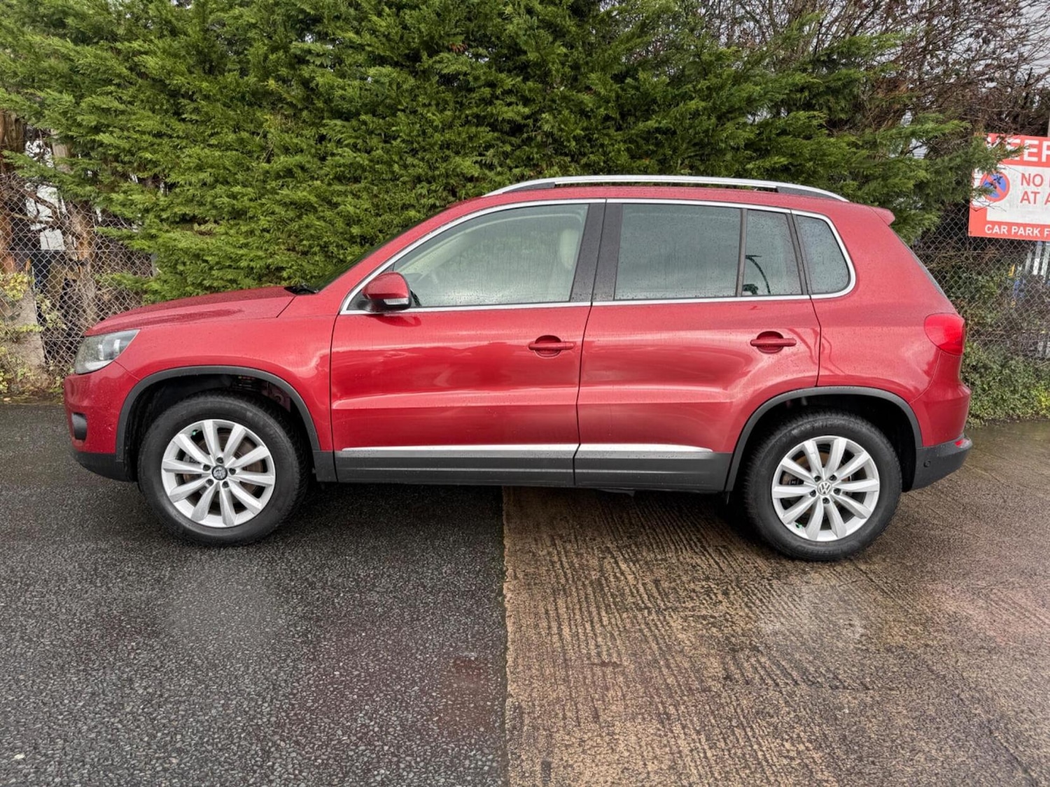 Used Volkswagen Tiguan 2014 for sale - 77590418: Photo 6