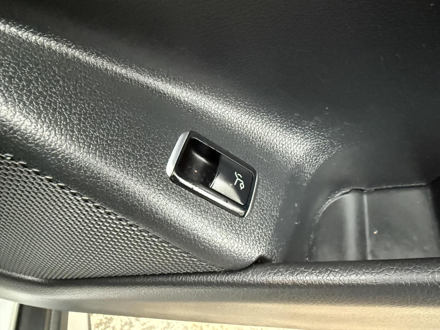 Used Mercedes-Benz GLA 2016 for sale - 77725408: Photo 21