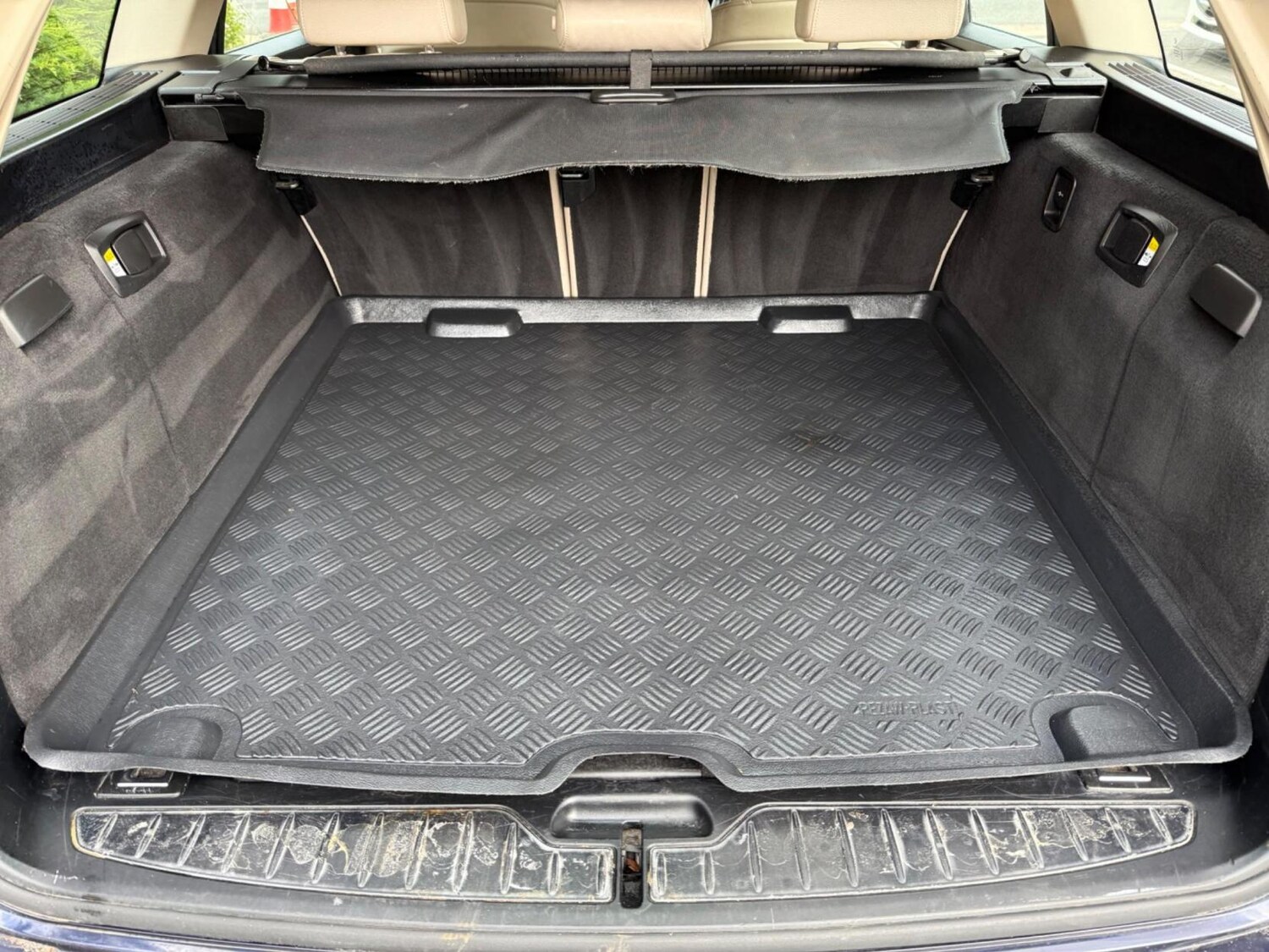 Used BMW 5 Series 2012 for sale - 77590430: Photo 31