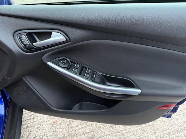 Used Ford Focus 2015 for sale - 76269831: Photo 23