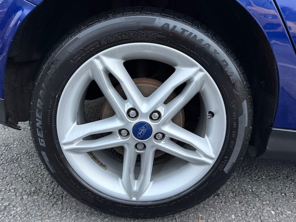 Used Ford Focus 2015 for sale - 76269831: Photo 28