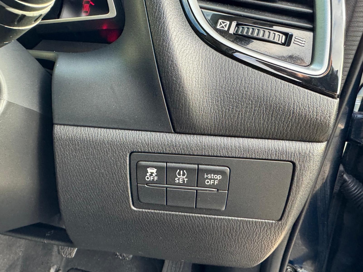 Used Mazda Mazda3 2014 for sale - 77060317: Photo 17