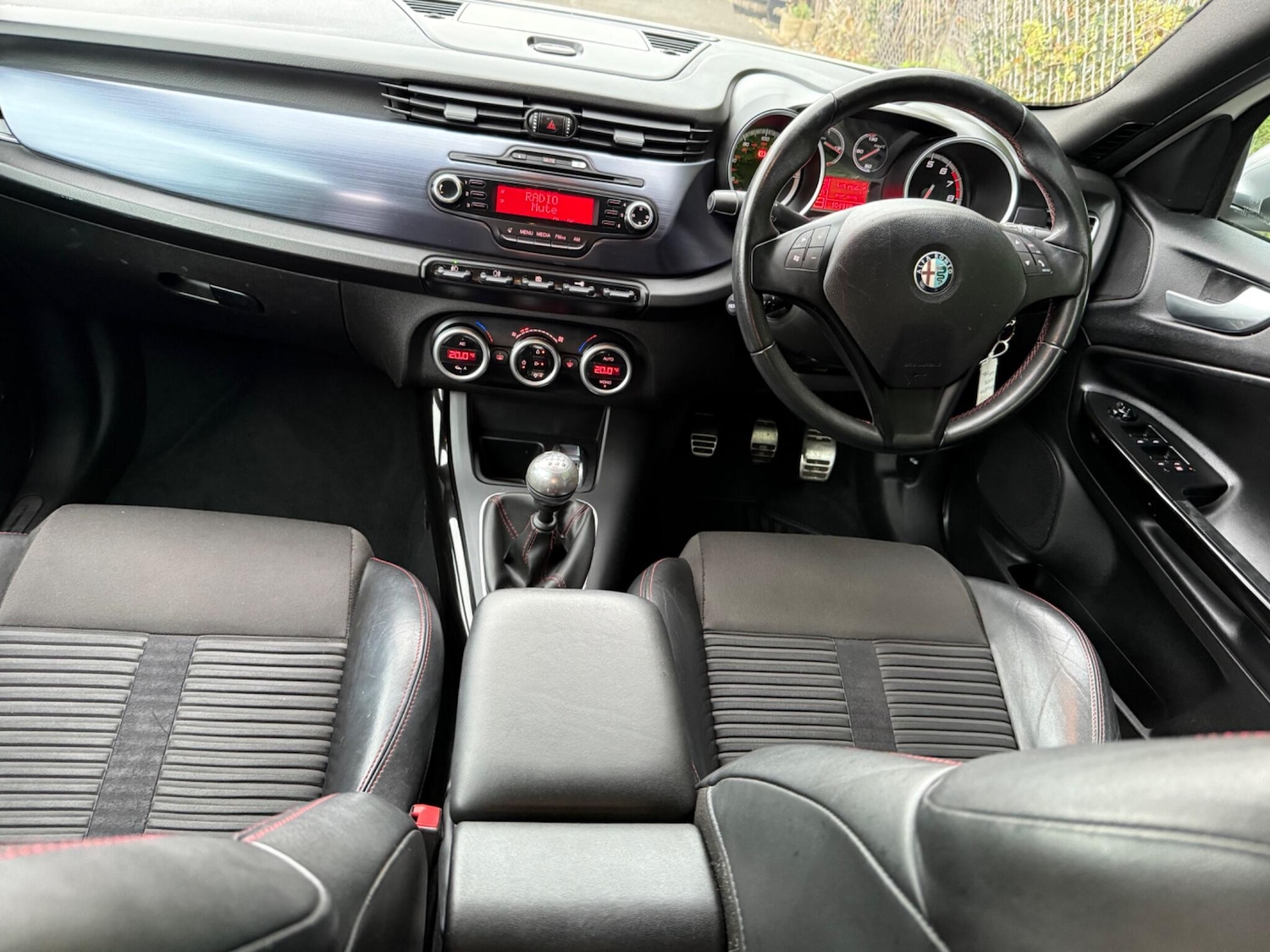 Used Alfa Romeo Giulietta 2011 for sale - 76377605: Photo 11