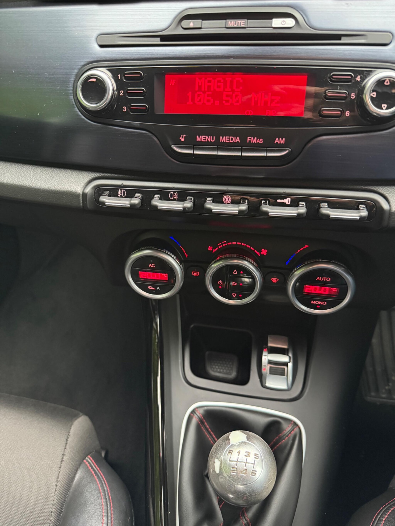 Used Alfa Romeo Giulietta 2011 for sale - 76377605: Photo 13